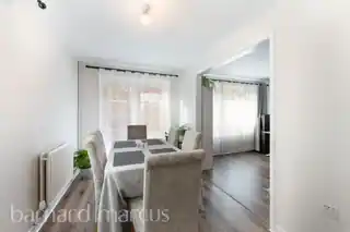 12 Hobill Walk, photo 4