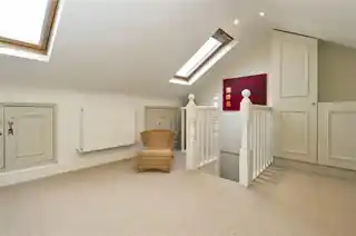 12 Huxley Street, photo 4