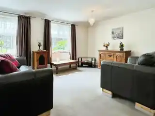 12 Lingey Close, photo 4