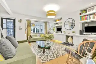 12 Longford Road, photo 2