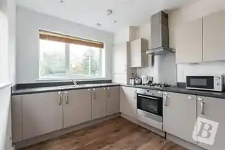 12 Morgan Crescent, photo 2
