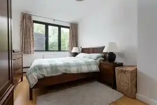 12 Old Mill Close, photo 3