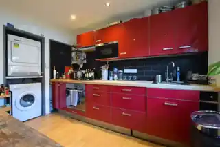 12 Rivenhall Gardens, photo 3