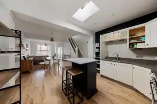 12 Suffolk Street, photo 3