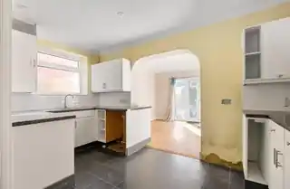 12 Swanley Road, photo 3