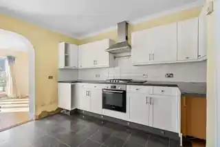 12 Swanley Road, photo 4