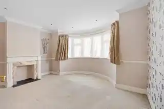12 Swanley Road, photo 2