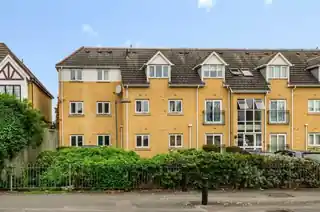 12, Sycamore Court, Grenfell Avenue, photo 4