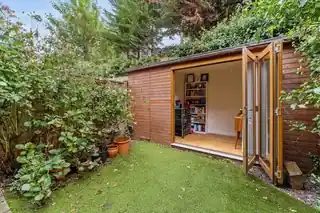 12 Toyne Way, photo 4