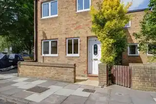 12 Usk Road, photo 3