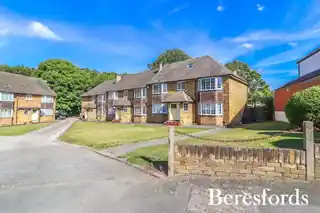 12 Waldegrave Court, photo 3