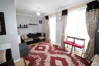 12 Wharfside Close, photo 3