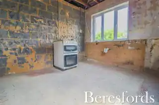12 Worcester Avenue, photo 4