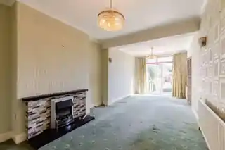 120 Avery Hill Road, photo 3