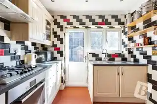 120 Heron Way, photo 4