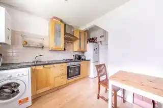 120A Clapham Manor Street, photo 3