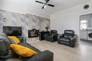 121 Church Elm Lane, photo 3