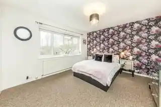 121 Lyme Farm Road, photo 4