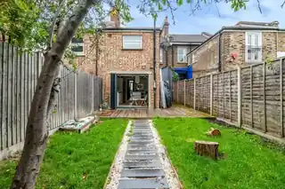 121 Malpas Road, photo 4