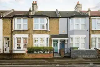 122 Charlemont Road, photo 2