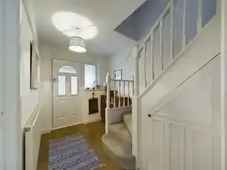 122 Chipstead Valley Road, photo 2