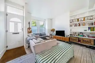123 Arica Road, photo 2