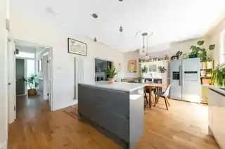 123 Chudleigh Road, photo 4