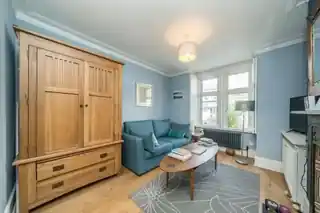 123 Fulwell Road, photo 2