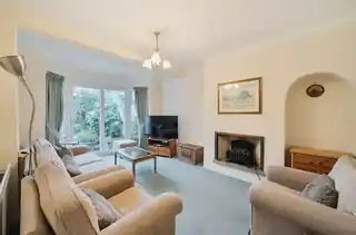 124 Wolsey Drive, photo 2