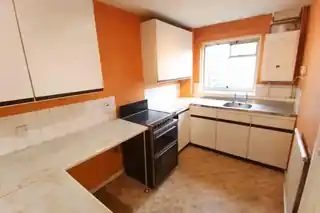 125 Lancaster Road, photo 2