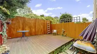 125 Mayall Road, photo 3