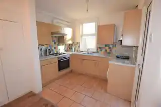 125 Winchester Road, photo 4