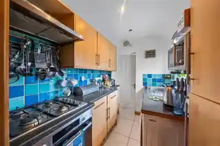 126 Clifton Road, photo 4