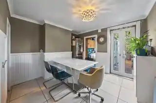 126 Clifton Road, photo 3