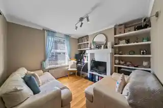 126 Clifton Road, photo 2