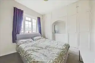 126 Dover House Road, photo 3