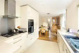 126 Durrington Road, photo 4