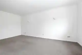 126 Fox Hollow Drive, photo 3