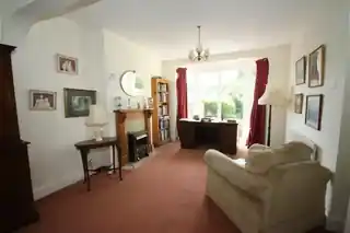 126 Woolacombe Road, photo 3