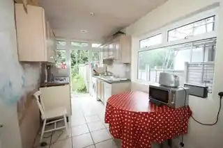 126 Woolacombe Road, photo 4