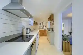 126B Devonshire Road, photo 4
