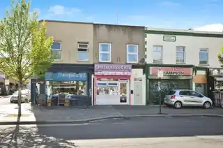 126B Portland Road, photo 2