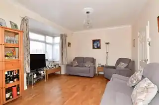 127 Chase Cross Road, photo 3