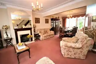 128 Cat Hill, photo 2