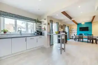 128 Nightingale Road, photo 2