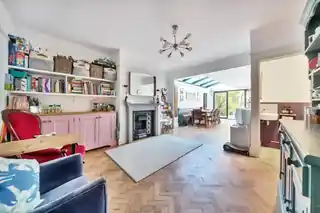 128 Parish Lane, photo 3