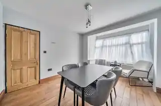 129 Grove Road, photo 4