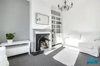 129 Lancaster Road, photo 2