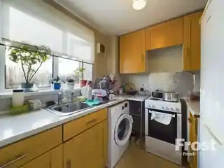 129 Redford Close, photo 2