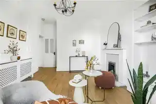 129B Whipps Cross Road, photo 3